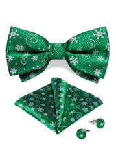 Christmas Green Snowflakes Solid Silk Men's Pre-Bowtie Pocket Square Cufflinks Set