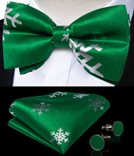 Christmas Silver Snowflake Green Solid Silk Men's Pre-Bowtie Pocket Square Cufflinks Set