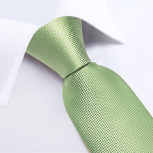 Green Solid Men's Tie Handkerchief Cufflinks Set