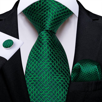Black Green Plaid Men's Tie Handkerchief Cufflinks Set