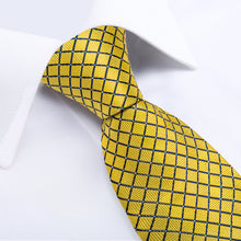 Black Yellow Plaid Men's Tie Handkerchief Cufflinks Clip Set