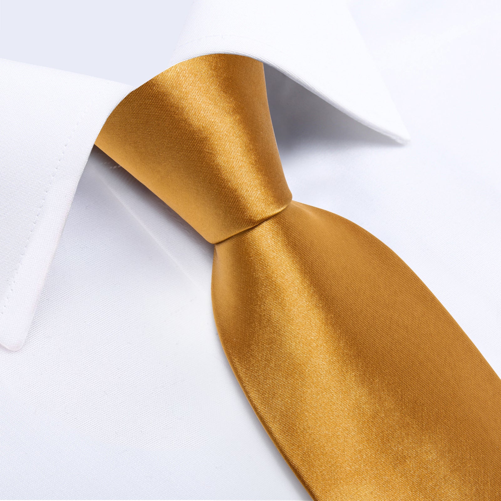Golden Solid Men's Tie Handkerchief Clip Set